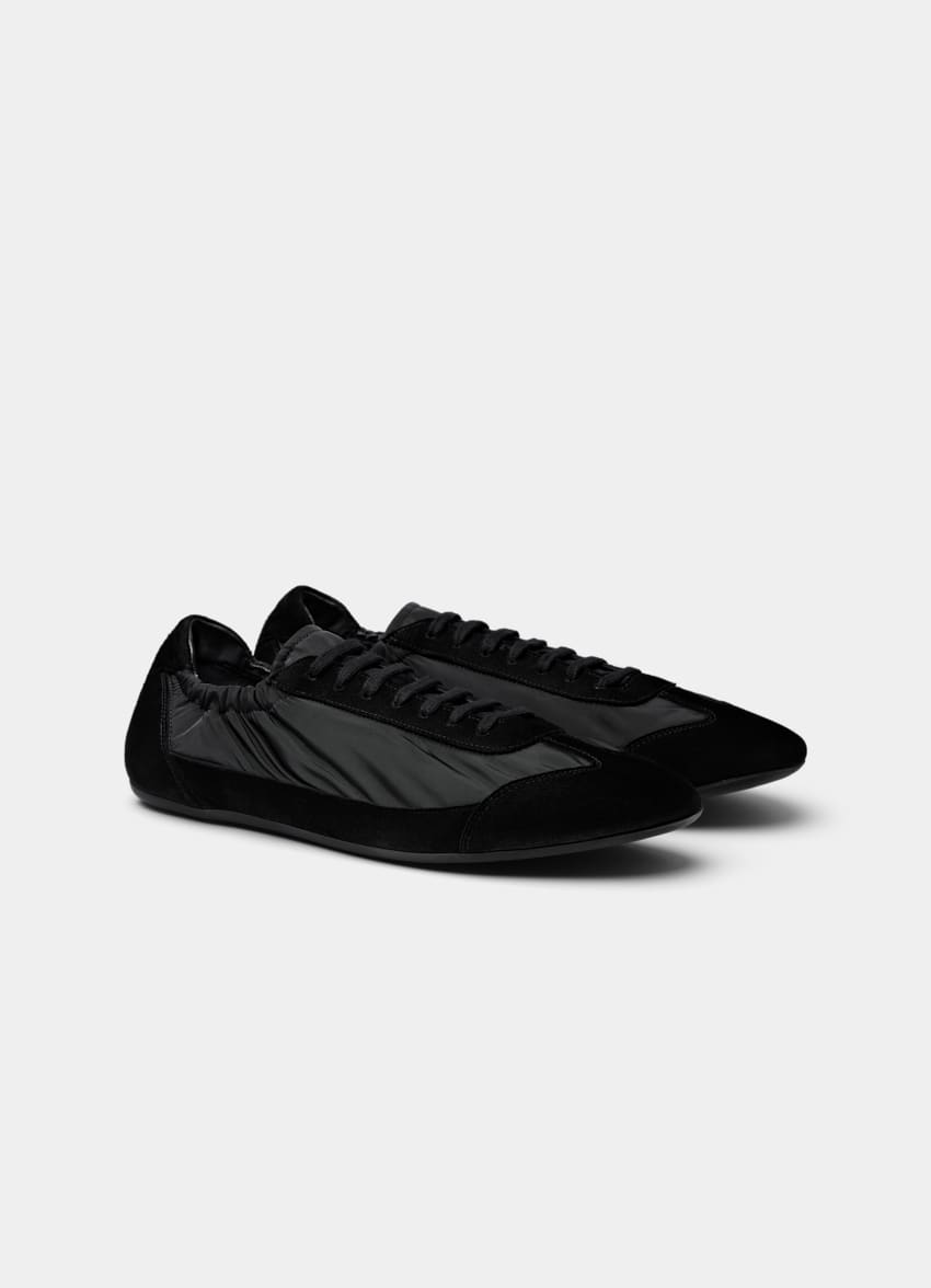 Black Sneaker