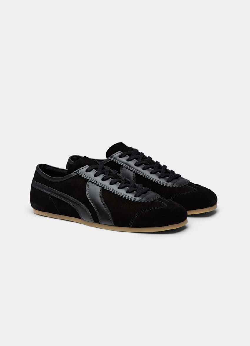 Black Sneaker