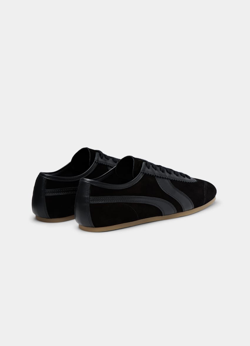 Black Sneaker
