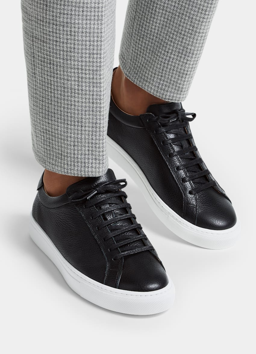 overraskende dominere Optø, optø, frost tø Black Sneaker in Grain Calf Leather | SUITSUPPLY The Netherlands