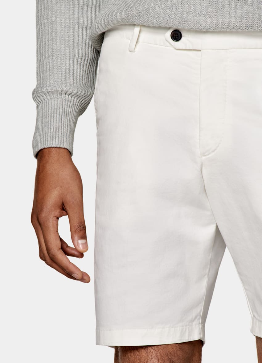 Porto Shorts off-white aus | SUITSUPPLY Deutschland Stretch-Baumwolle