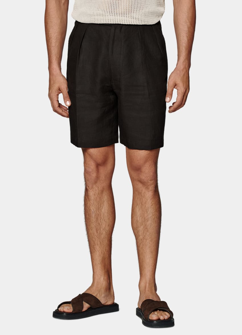 SUITSUPPLY Rent linne från Di Sondrio, Italien Mörkbruna shorts i straight leg-modell
