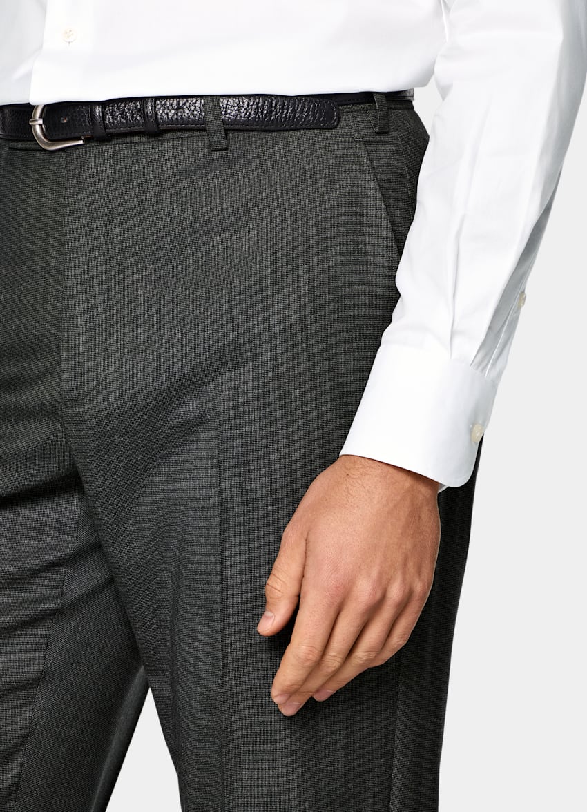 SUITSUPPLY All season Pure laine S150 par E.Thomas, Italie Costume Milano coupe Tailored gris fonc&eacute;