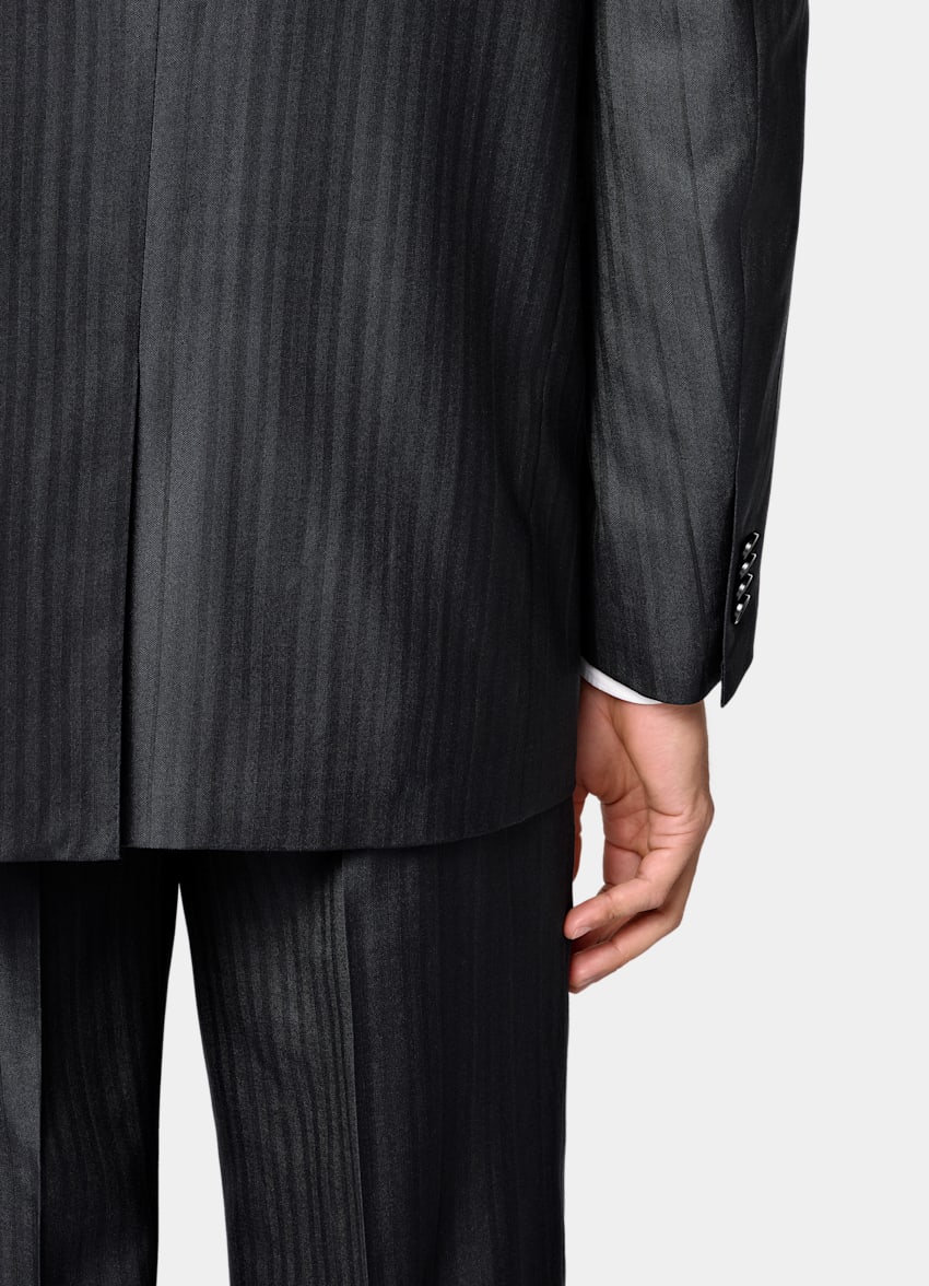 SUITSUPPLY All Season Wool Silk by Rogna, Italy Navy Herringbone Relaxed Fit Brera Suit