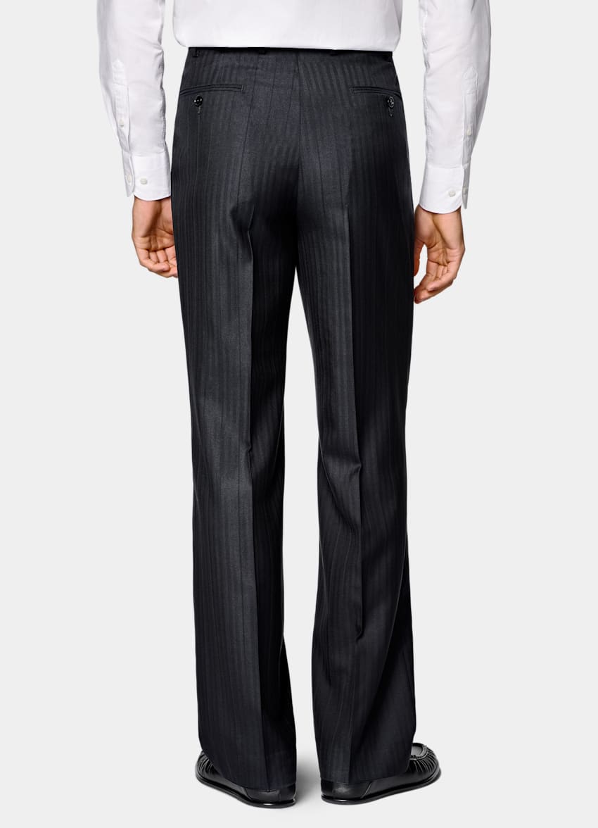 SUITSUPPLY All Season Wool Silk by Rogna, Italy Navy Herringbone Relaxed Fit Brera Suit