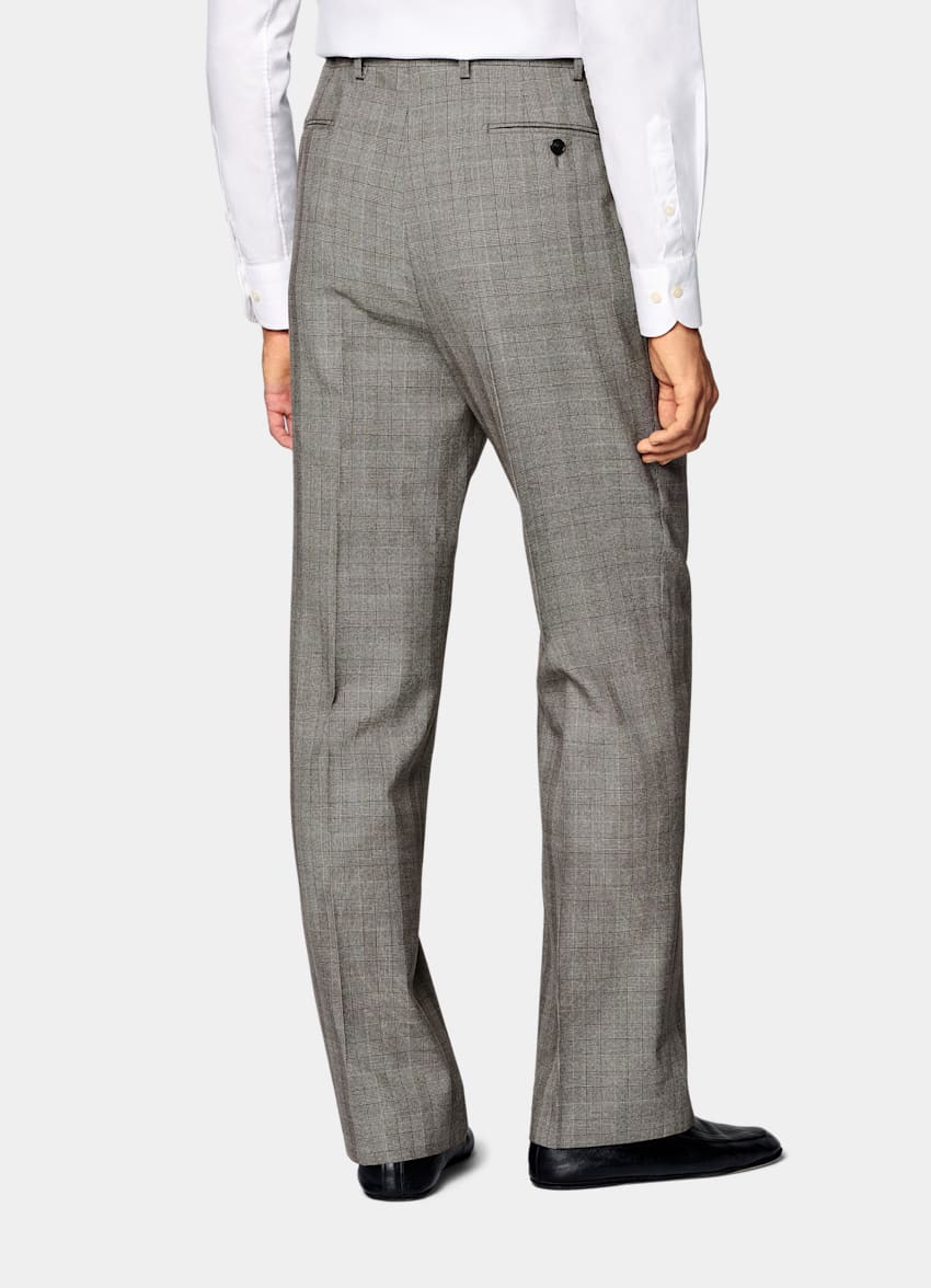 SUITSUPPLY All Season Pure Wool by Opera Piemontese, Italy Dark Brown Checked Relaxed Fit Roma Suit