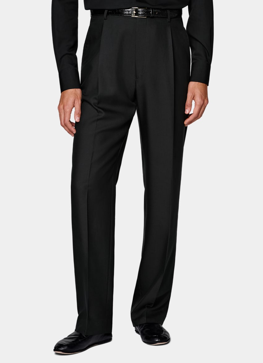 SUITSUPPLY All Season Pure Silk by Lanificio Ermenegildo Zegna, Italy Black Tailored Fit Milano Suit