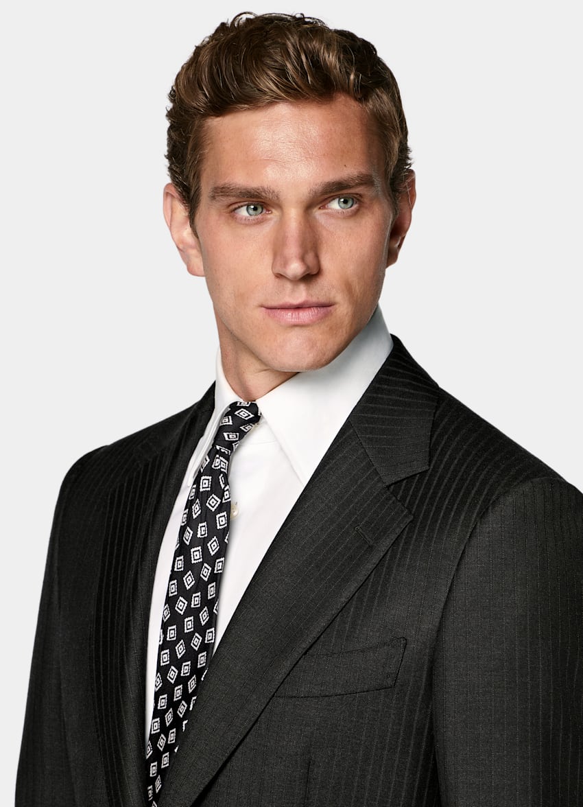 SUITSUPPLY All Season Wrinkle-Free Wool by Lanificio Ermenegildo Zegna, Italy Dark Grey Striped Tailored Fit Milano Suit