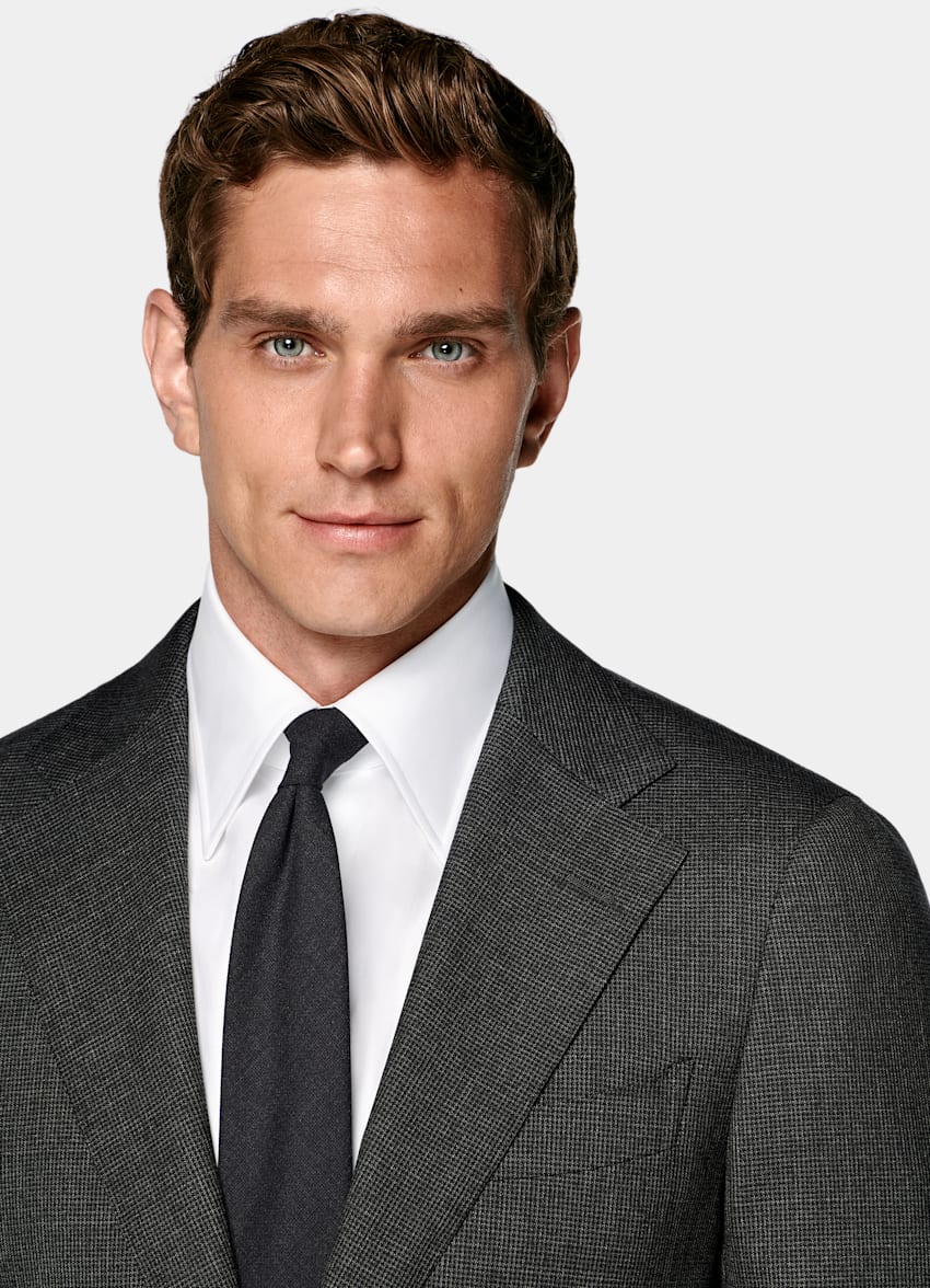 SUITSUPPLY All Season Pure Tropical Wool by Vitale Barberis Canonico, Italy Dark Grey Perennial Tailored Fit Havana Suit
