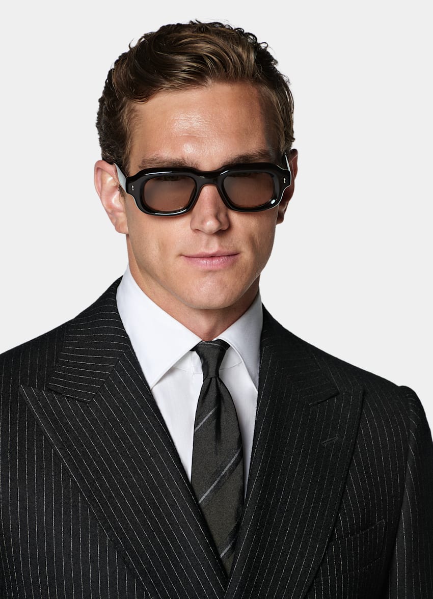 SUITSUPPLY Winter Pure Wool by Savile Clifford, United Kingdom Black Striped Tailored Fit Milano Suit