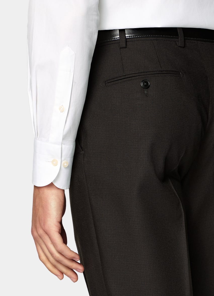 SUITSUPPLY All Season Wrinkle-Free Wool par Rogna, Italie Dark Brown Houndstooth Tailored Fit Havana Suit