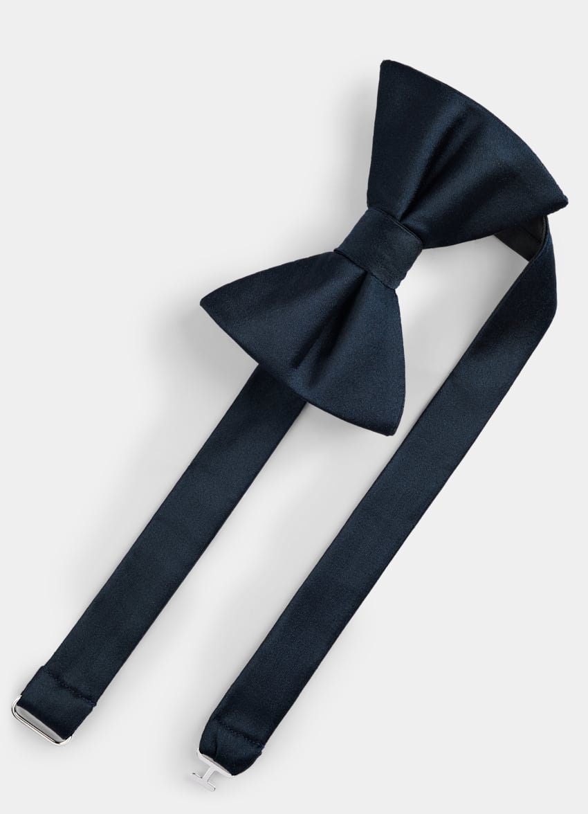 SUITSUPPLY Pure Silk Navy Pre-tied Bow Tie