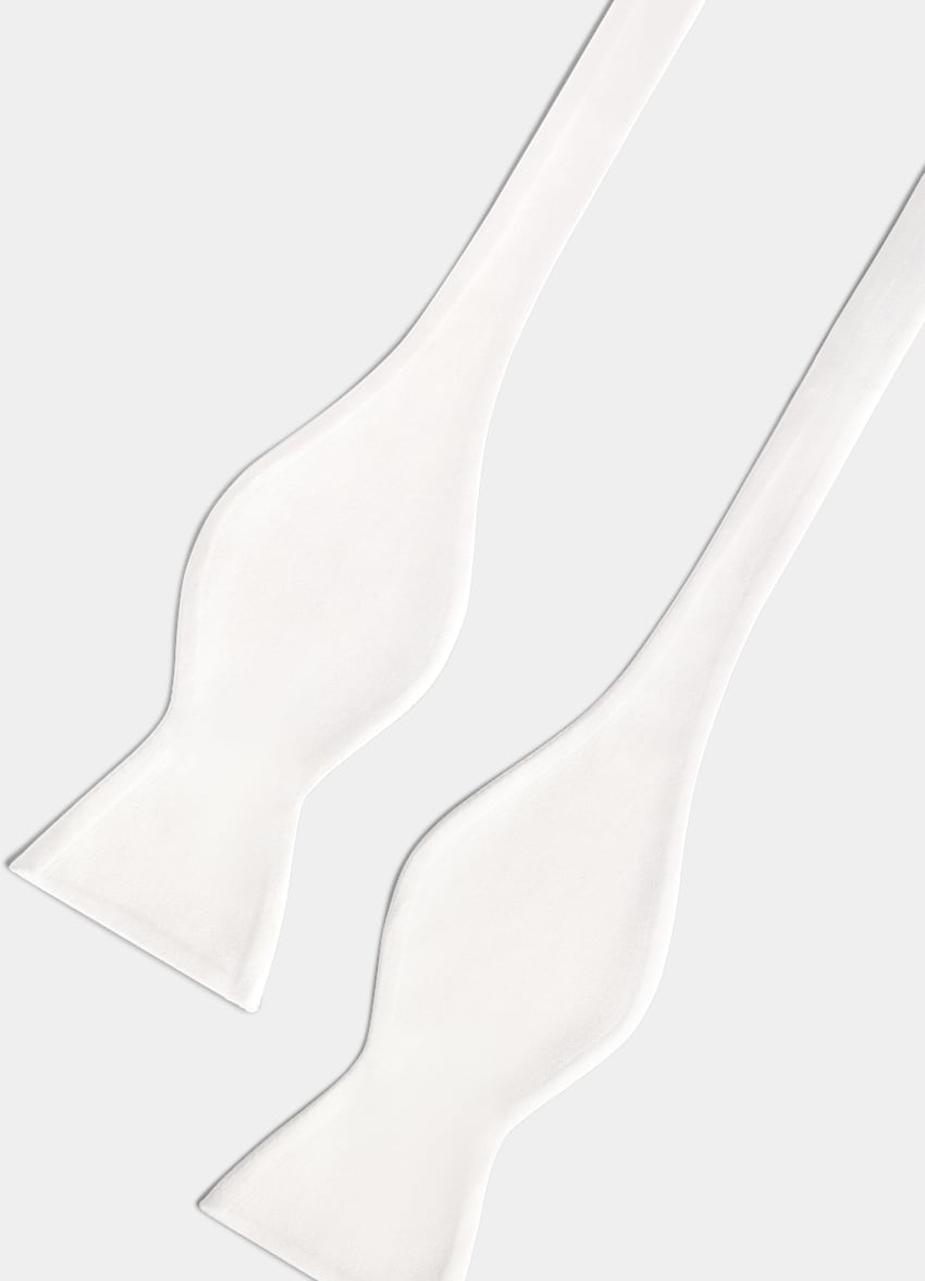 SUITSUPPLY Pure Silk Off-White Bow Tie