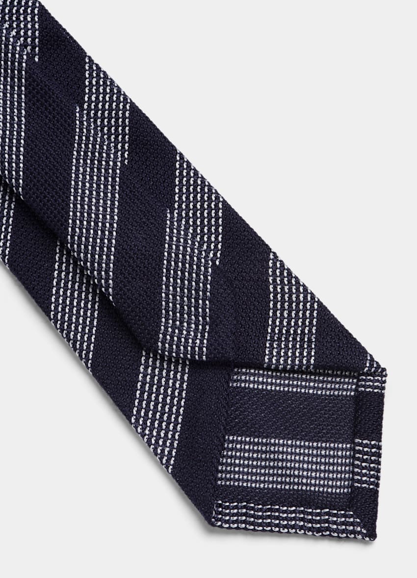 Navy Stripes Tie in Silk Wool | SUITSUPPLY Hong Kong SAR