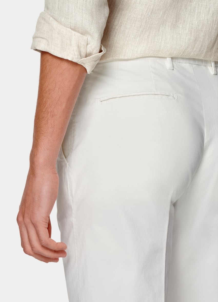 SUITSUPPLY All Season Stretch Cotton by Di Sondrio, Italy Off-White Slim Leg Straight Chinos