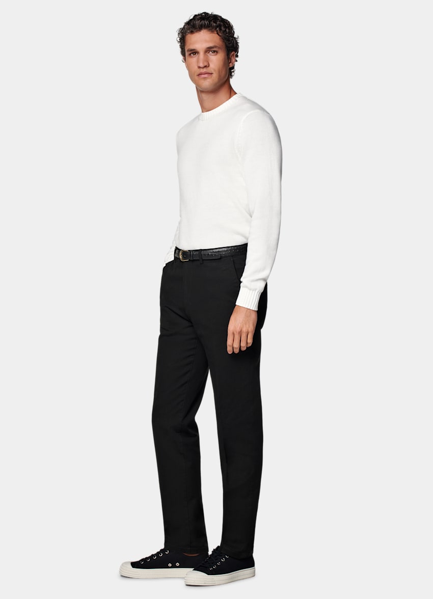 SUITSUPPLY All season Coton stretch par Cervotessile, Italie Pantalon chino Slim Leg Straight noir