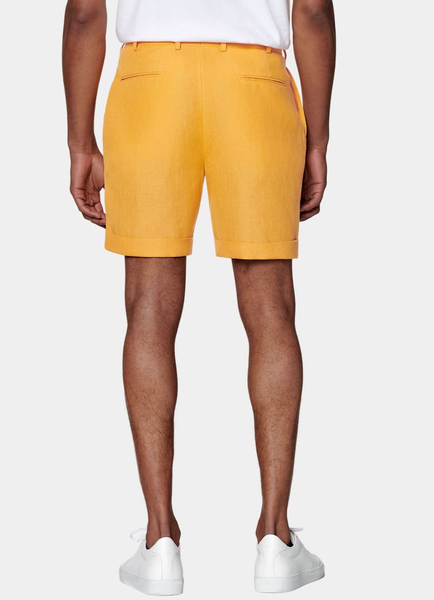 SUITSUPPLY Pures Leinen von Rogna, Italien Bosa Shorts gelb Bundfalte