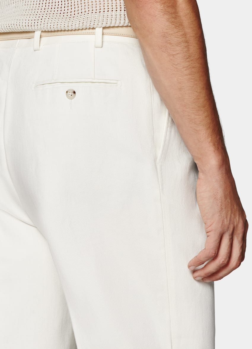 SUITSUPPLY Pure Cotton by Di Sondrio, Italy Off-White Pleated Duca Trousers