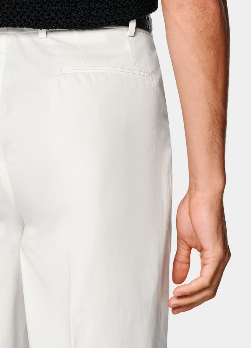 SUITSUPPLY All Season Pure Cotton by Di Sondrio, Italy Off-White Wide Leg Straight Chinos