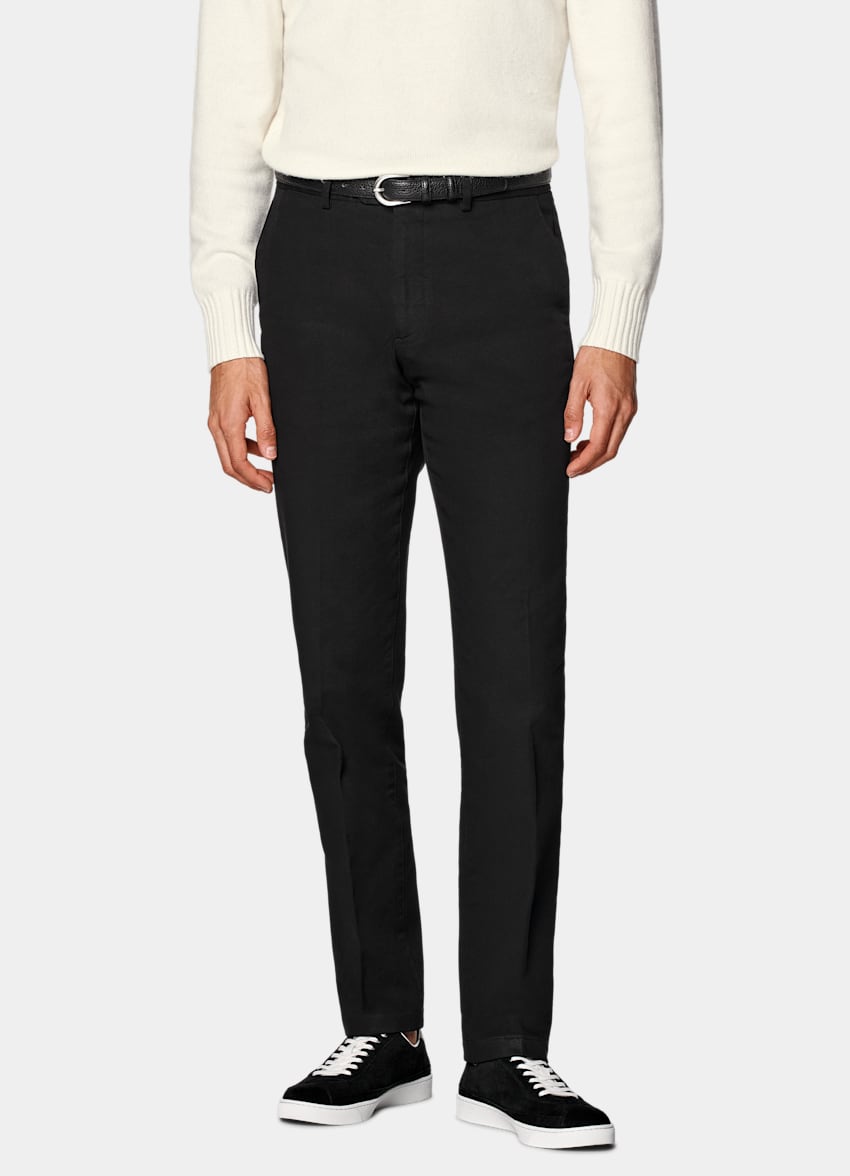 Black Slim Leg Straight Chinos in Stretch Cotton | SUITSUPPLY US