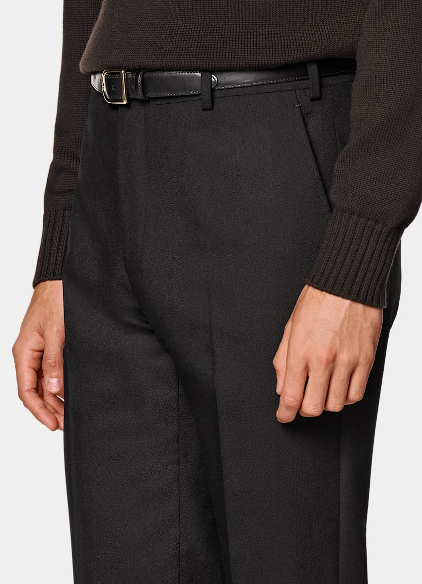 SUITSUPPLY All Season Pure 4-Ply Traveller Wool by Rogna, Italy Black Straight Leg Trousers