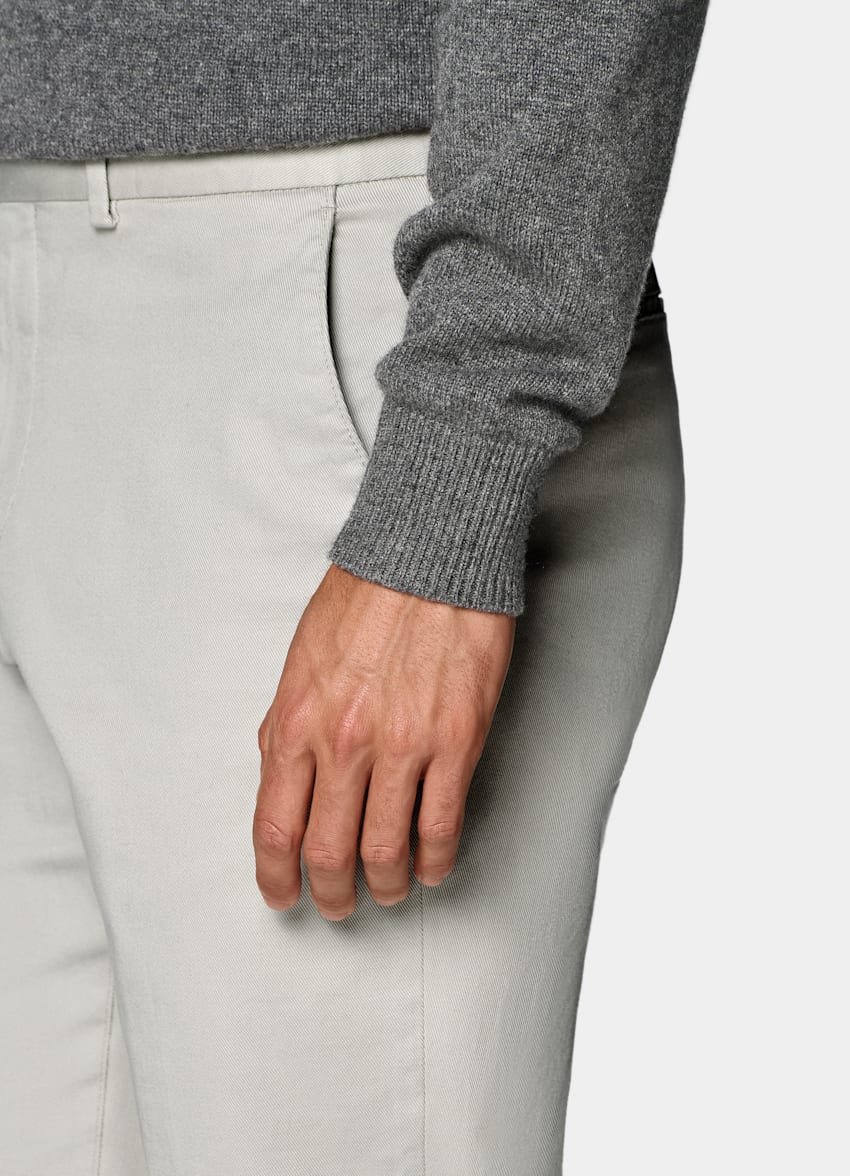 SUITSUPPLY All season Stretch-Baumwolle von Cervotessile, Italien Chino hellgrau Slim Leg