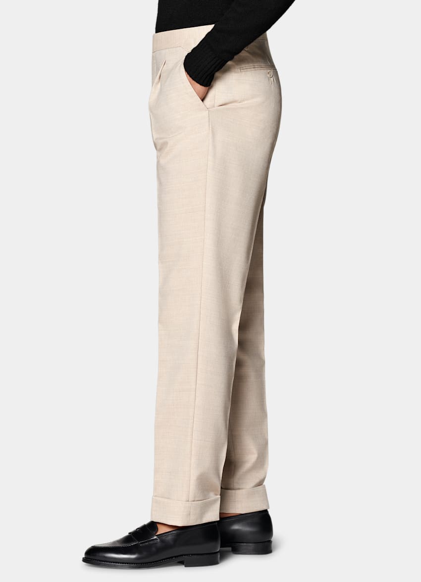 SUITSUPPLY 四季 意大利 Rogna 生产的Traveller 四股羊毛面料 砂砾色锥型修身裤型长裤