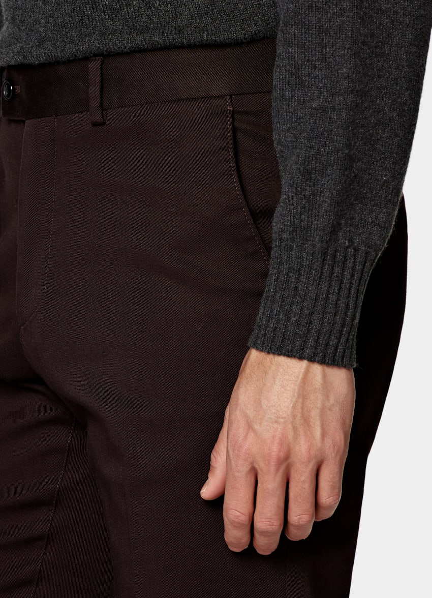 SUITSUPPLY All Season Stretch Cotton by Cervotessile, Italy Dark Red Slim Leg Chinos