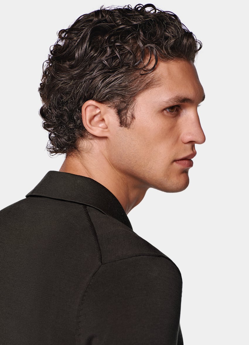 SUITSUPPLY Kalifornische Baumwolle und Maulbeerseide Polo-Cardigan dunkelbraun Langarm