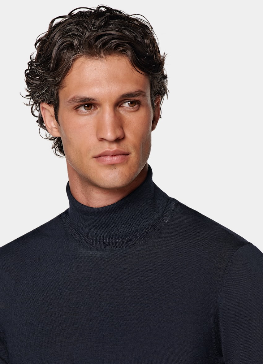 Navy Turtleneck in Pure Wool | SUITSUPPLY The Netherlands