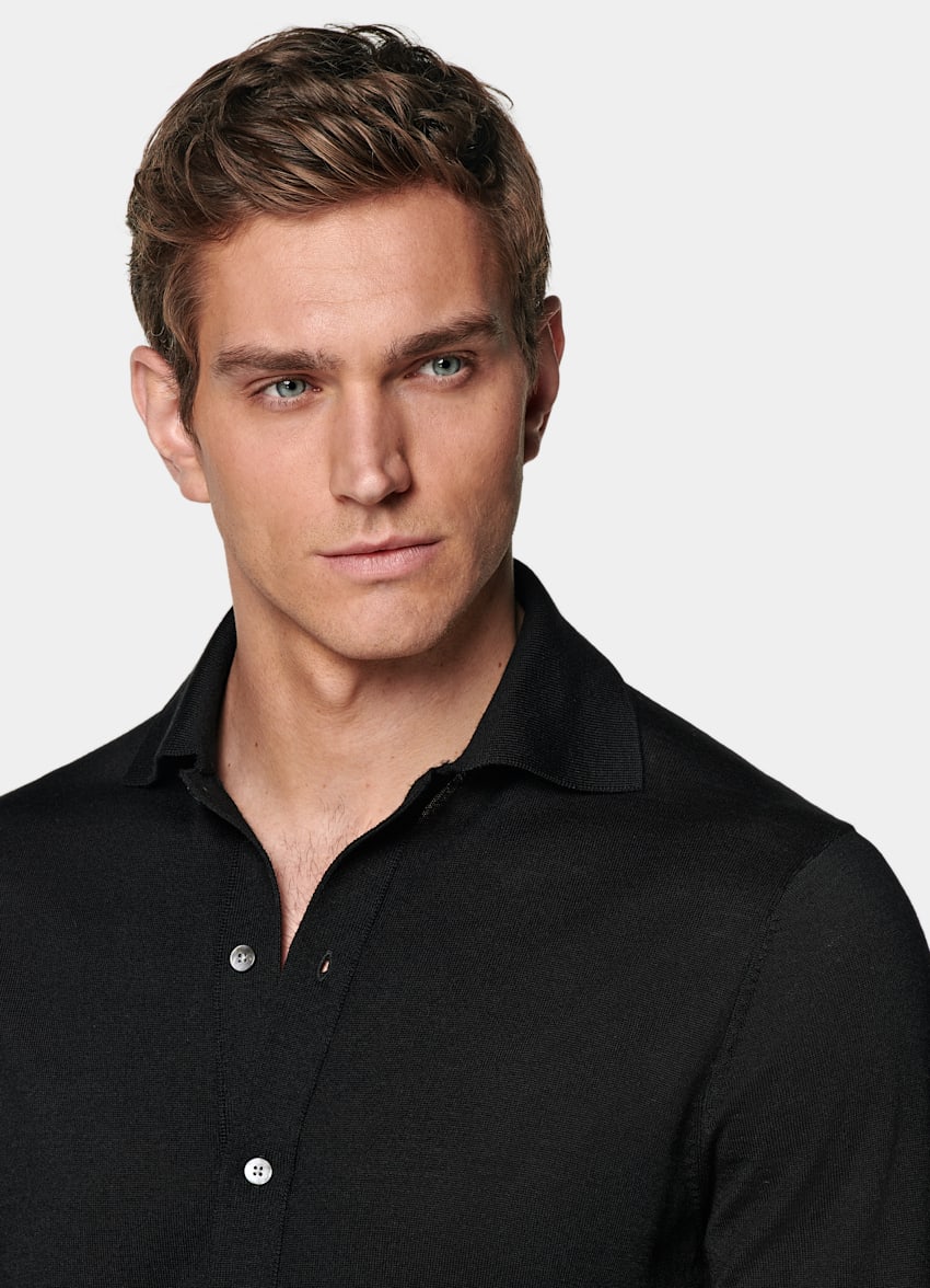 SUITSUPPLY Pure laine Cardigan col polo à manches longues Merino noir