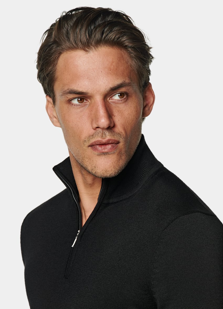 SUITSUPPLY Ren ull Svart merinotröja med half zip