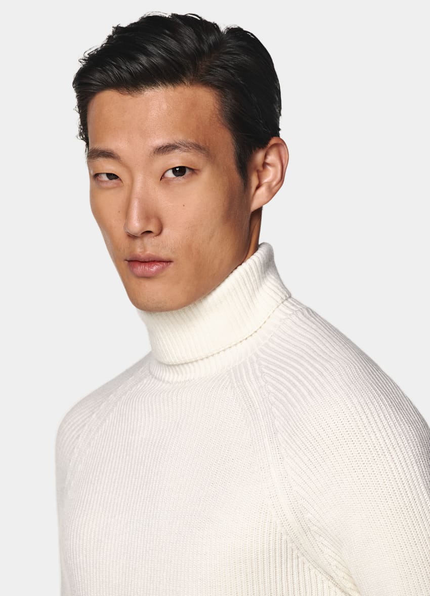 SUITSUPPLY Pure Schurwolle Merino Rollkragenpullover off-white Rippstrick