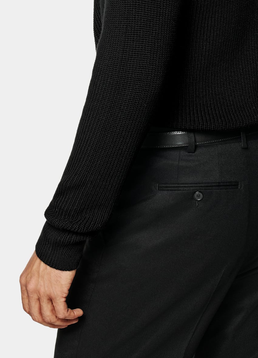 SUITSUPPLY Pure Wool Black Merino Ribbed Crewneck