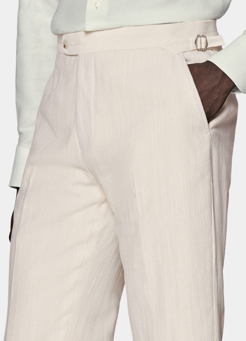 SUITSUPPLY 夏季 意大利 Ferla 生产的丝绸、亚麻、棉、锦纶面料 Havana 米白色合体身型条纹西装