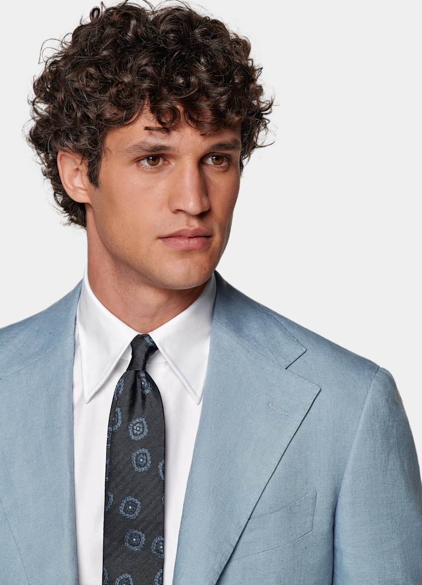 SUITSUPPLY Summer Pure Linen by Lanificio Ermenegildo Zegna, Italy Light Blue Relaxed Fit Roma Suit