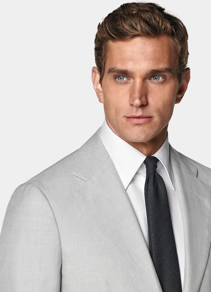 SUITSUPPLY Summer Wool Silk Linen by Rogna, Italy Light Grey Tailored Fit Havana Suit