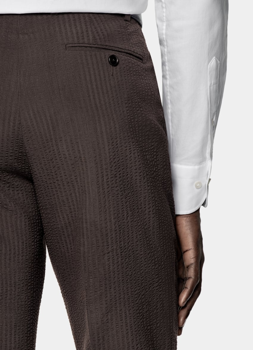 SUITSUPPLY Summer Pure Wool Seersucker by Delfino, Italy Dark Brown Relaxed Fit Roma Suit