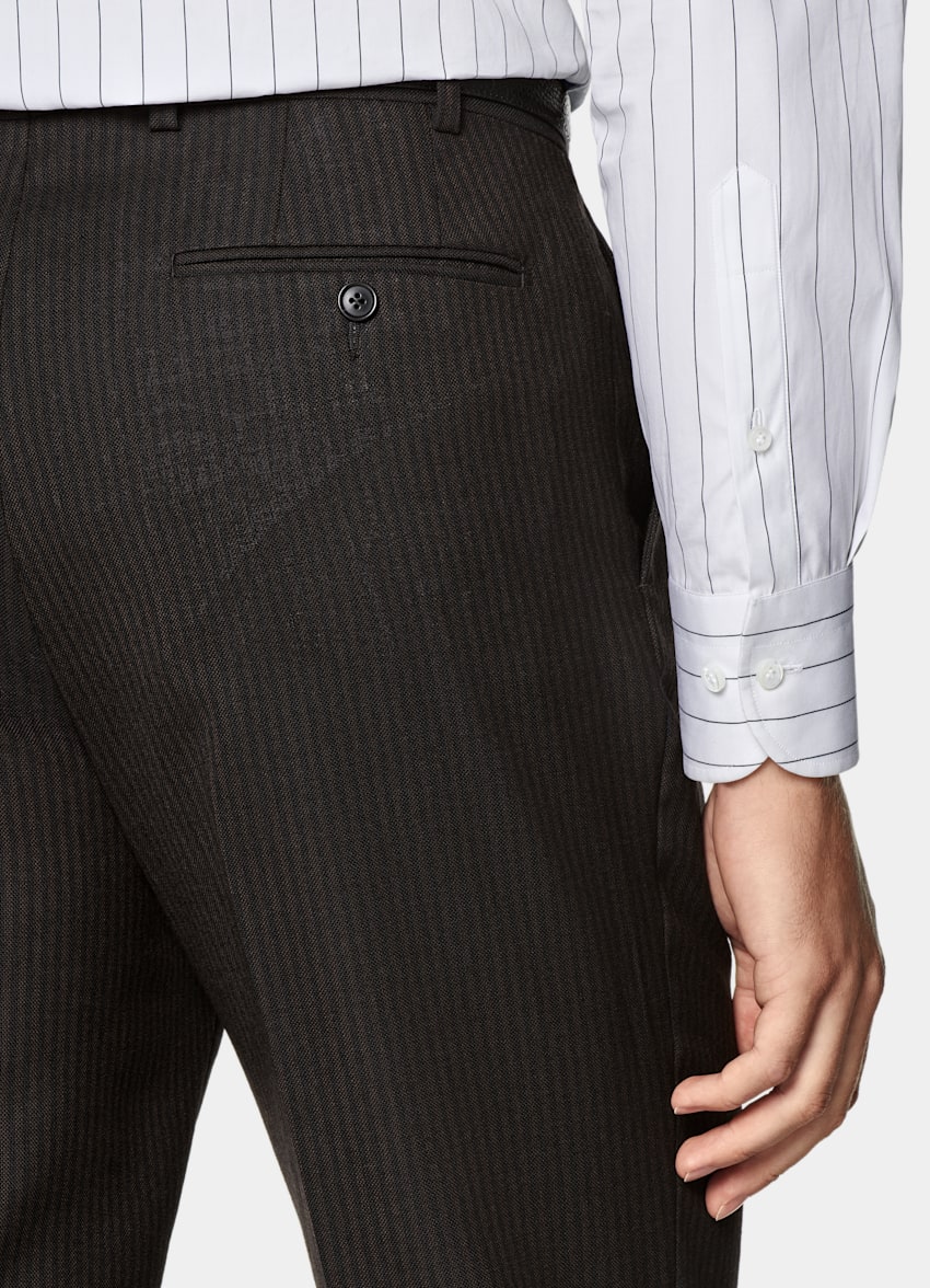 SUITSUPPLY All Season Pure Wool by Marling & Evans, United Kingdom Black Striped Tailored Fit Milano Suit