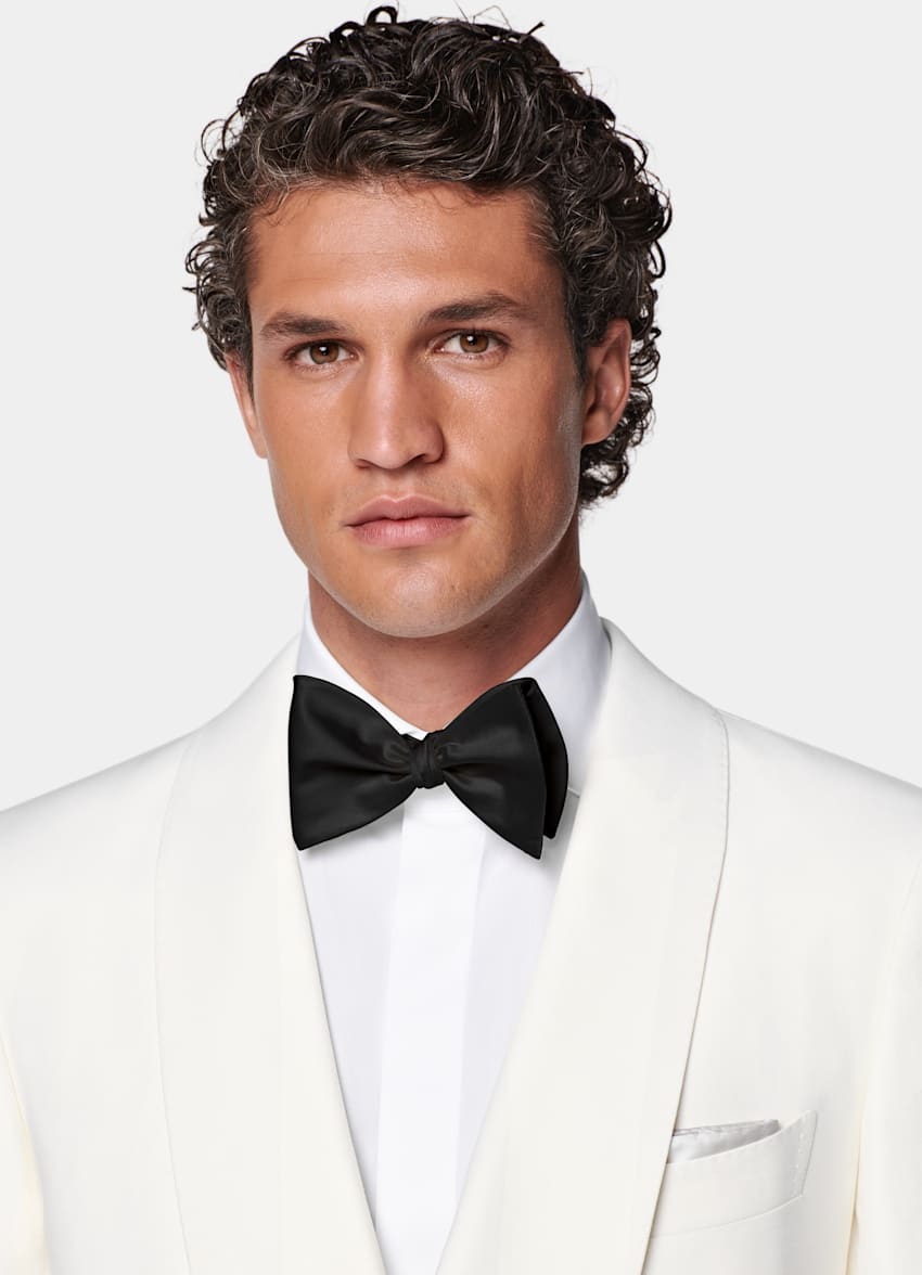 SUITSUPPLY All Season Wool Silk by Piacenza, Italy Off-White Tailored Fit Milano Tuxedo