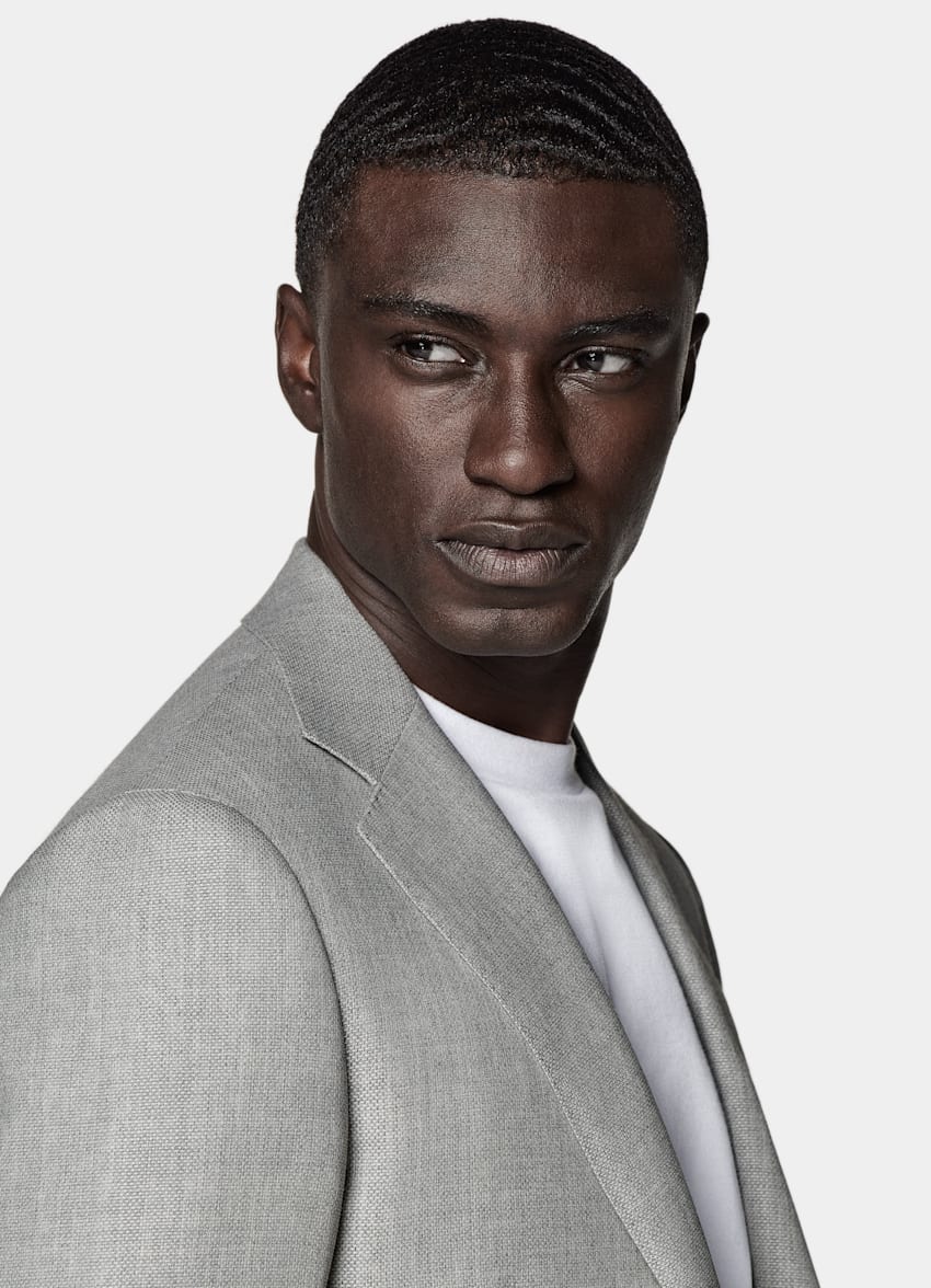 SUITSUPPLY All Season Pure Wool by Vitale Barberis Canonico, Italy Light Grey Perennial Tailored Fit Havana Suit