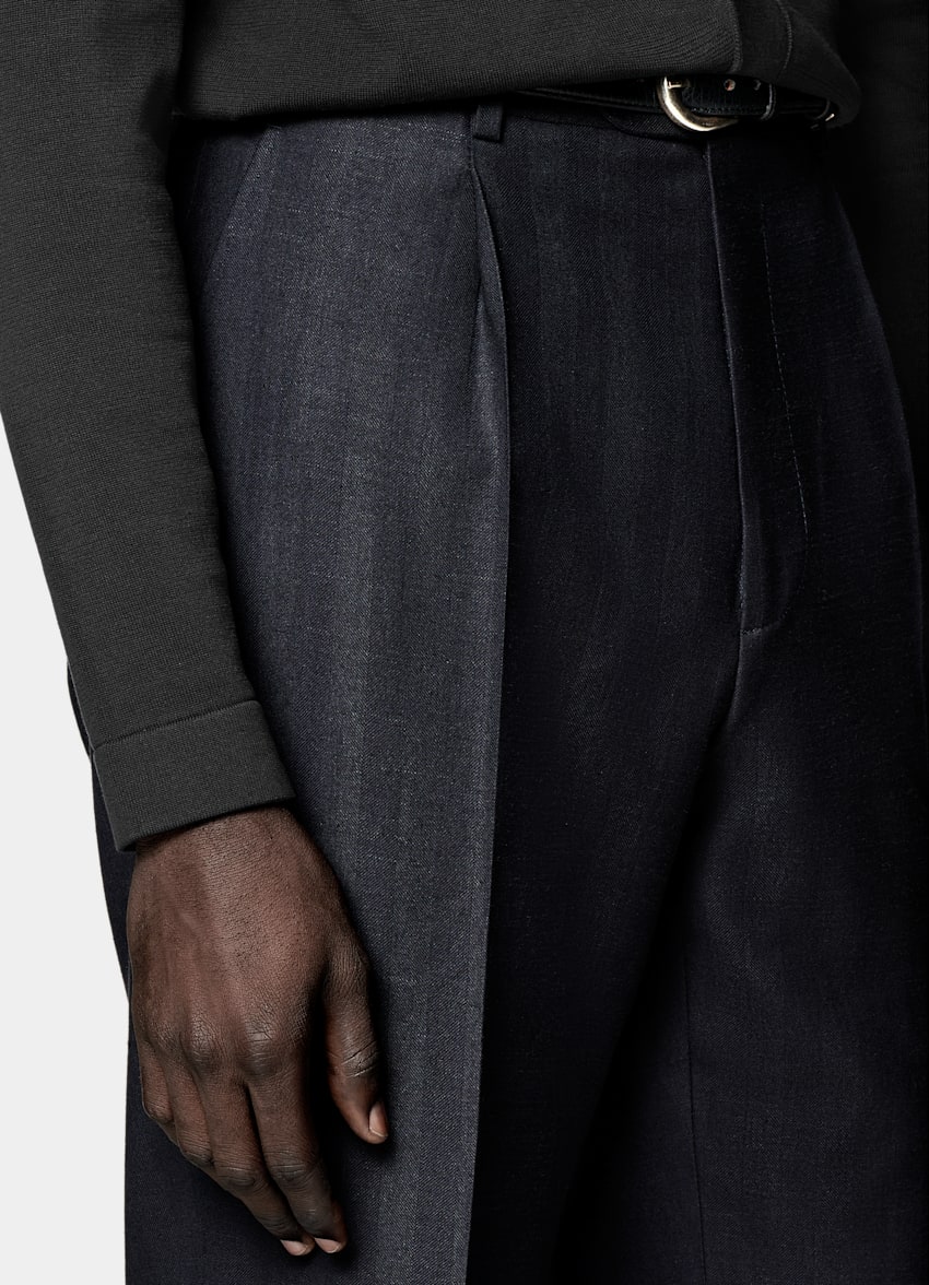 SUITSUPPLY Summer Wool Silk Linen by Rogna, Italy Navy Herringbone Tailored Fit Havana Suit