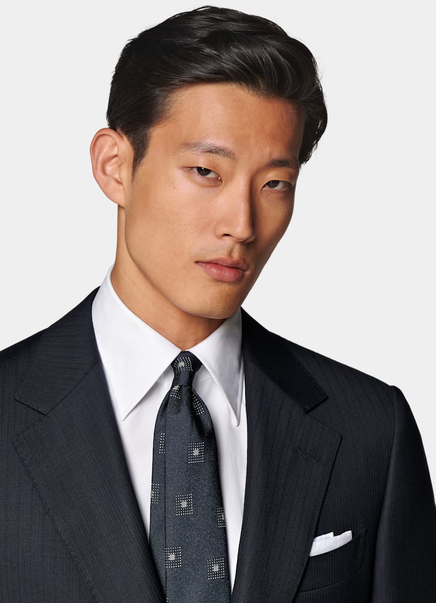 SUITSUPPLY All Season Pure S130's Wool by E.Thomas, Italy Navy Striped Tailored Fit Milano Suit