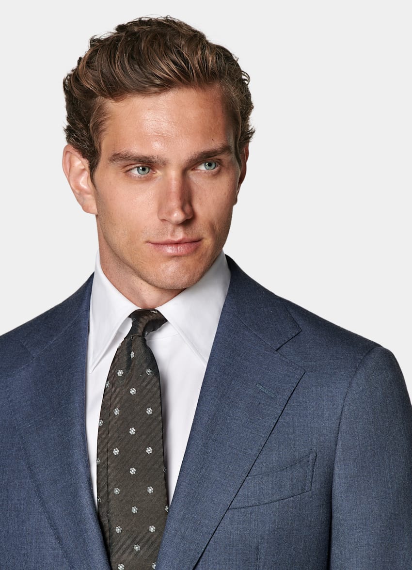 SUITSUPPLY All Season Ren S130's-ull från E.Thomas, Italien Havana medelblå kostym med tailored fit