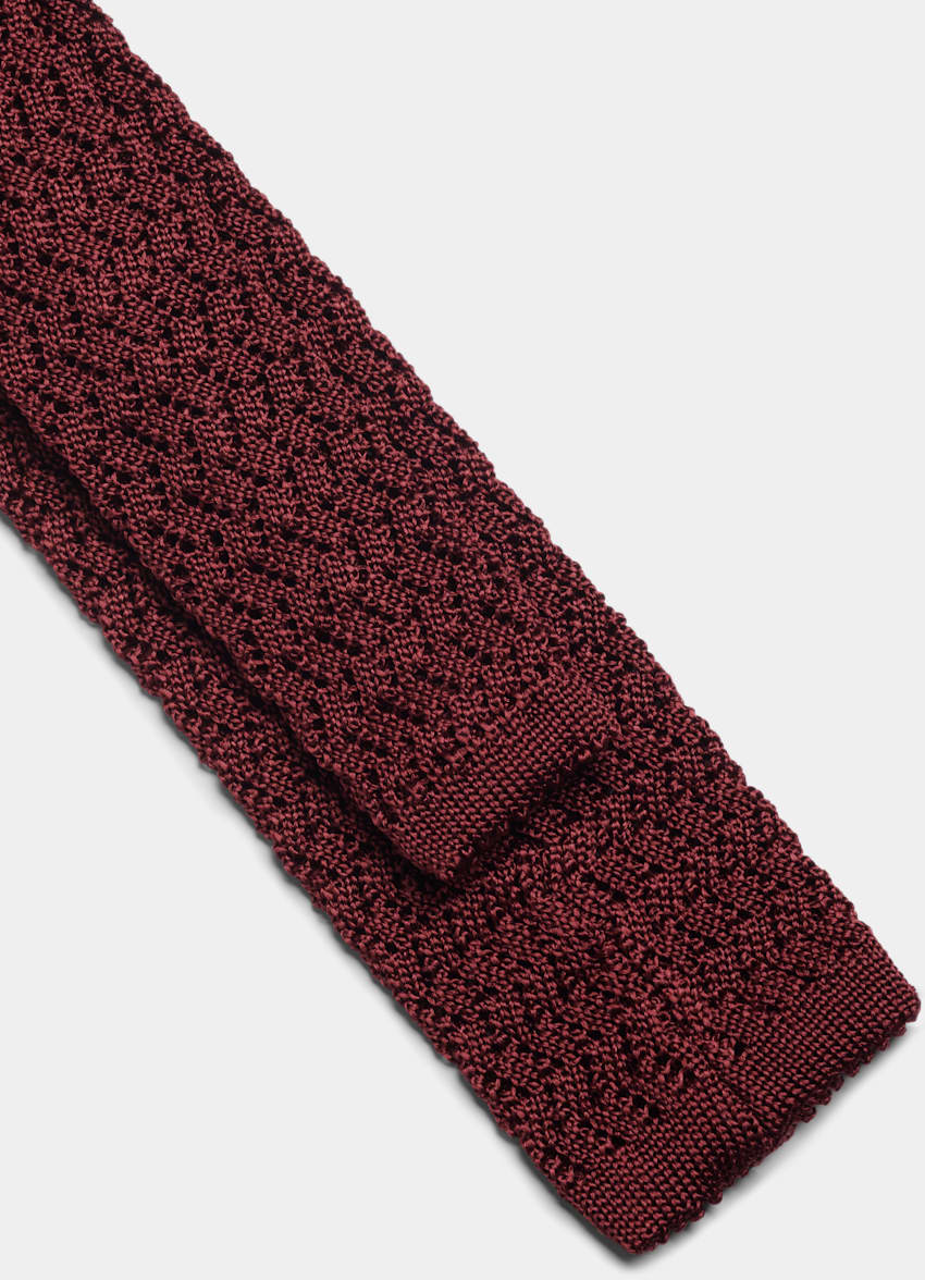 SUITSUPPLY Rent silke från Canepa, Italien Vinröd stickad slips