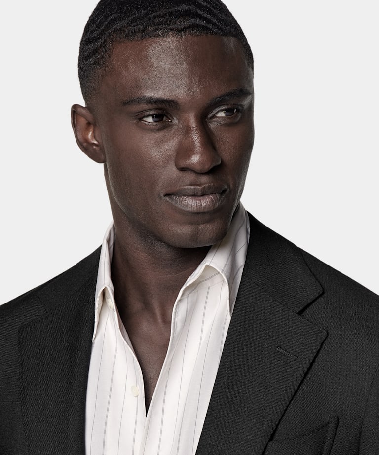 Traje Havana negro corte Tailored