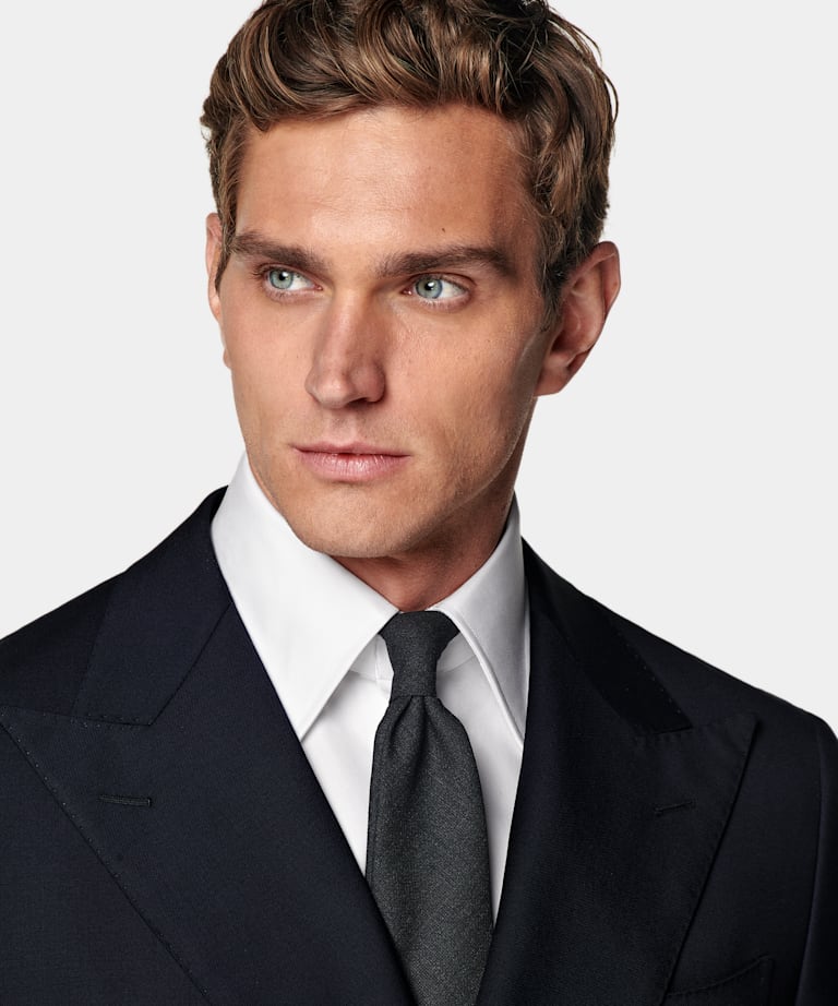 Navy Tailored Fit Havana Suit