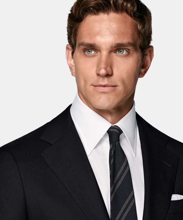 Navy Tailored Fit Havana Suit