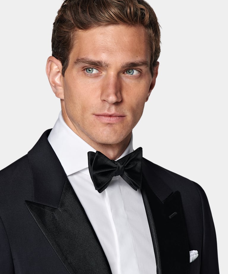  Navy Tailored Fit Lazio Tuxedo