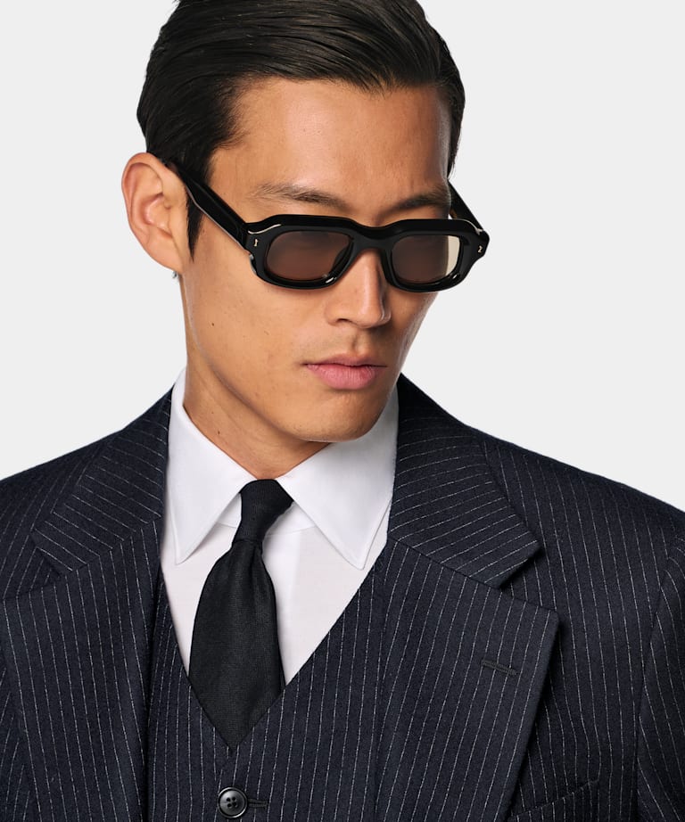 Navy Relaxed Fit Roma Suit